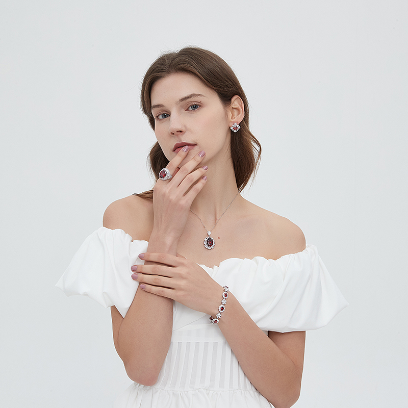 【自营】leqiyuan红宝石耳钉女s925银法式原创设计高级感雪花耳钉 - 图2