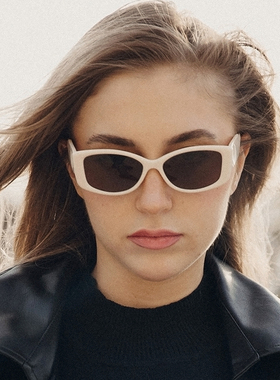 Cyxus蝴蝶框欧美风太阳眼镜