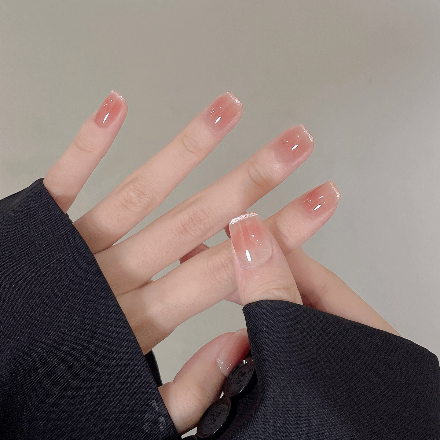 纯手工美甲穿戴甲2026新款学生党短款精致裸色显白高级感哈妮少女,淘宝优惠券,粉丝福利购,淘宝优惠卷