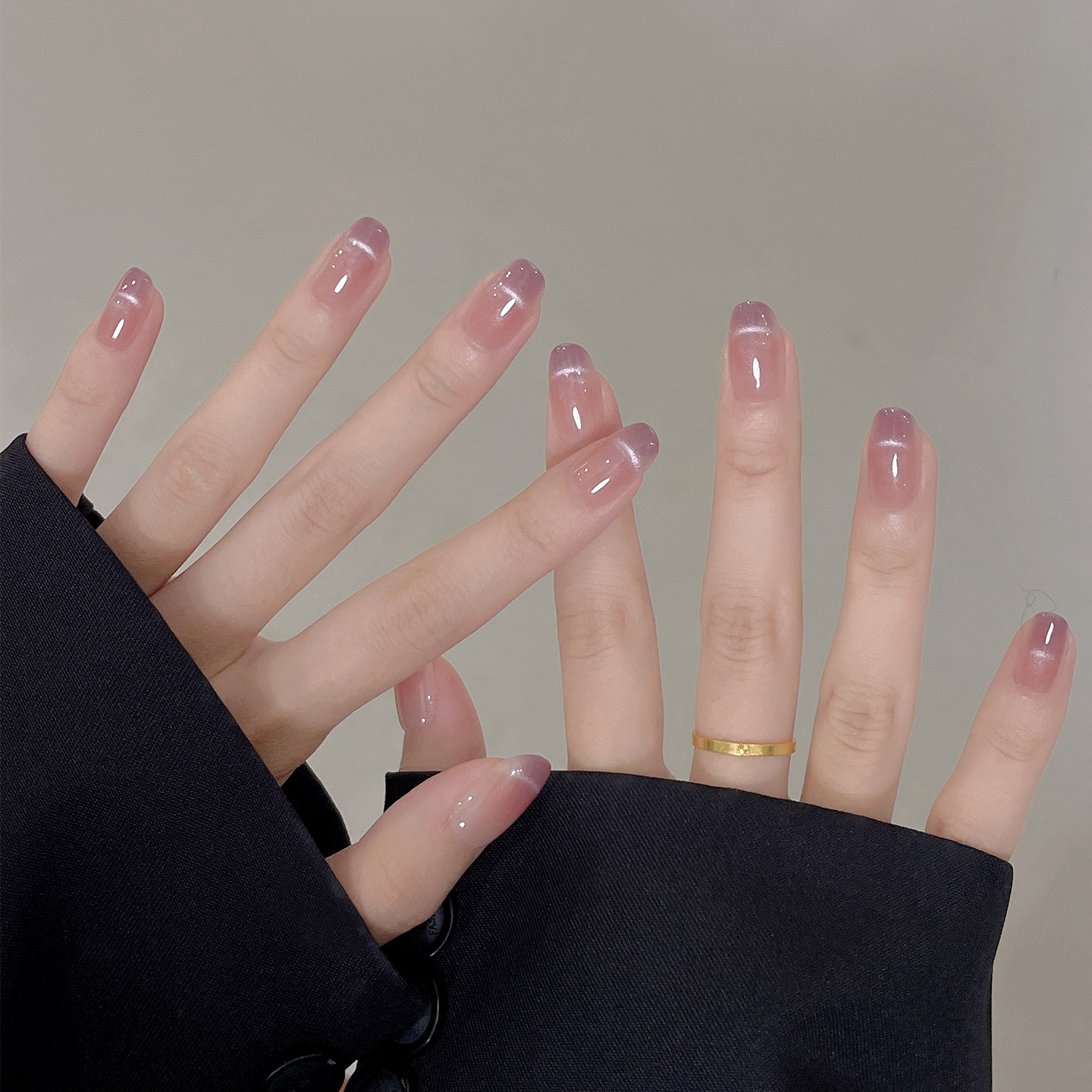 手工美甲穿戴甲短款2026新款高级感紫色月牙猫眼指甲贴片时光巷陌,淘宝优惠券,粉丝福利购,淘宝优惠卷