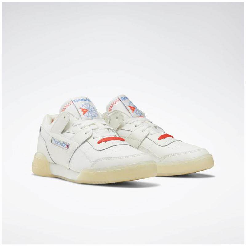 reebok /锐步女运动低帮皮面板鞋 Axonus户外海外板鞋/休闲鞋
