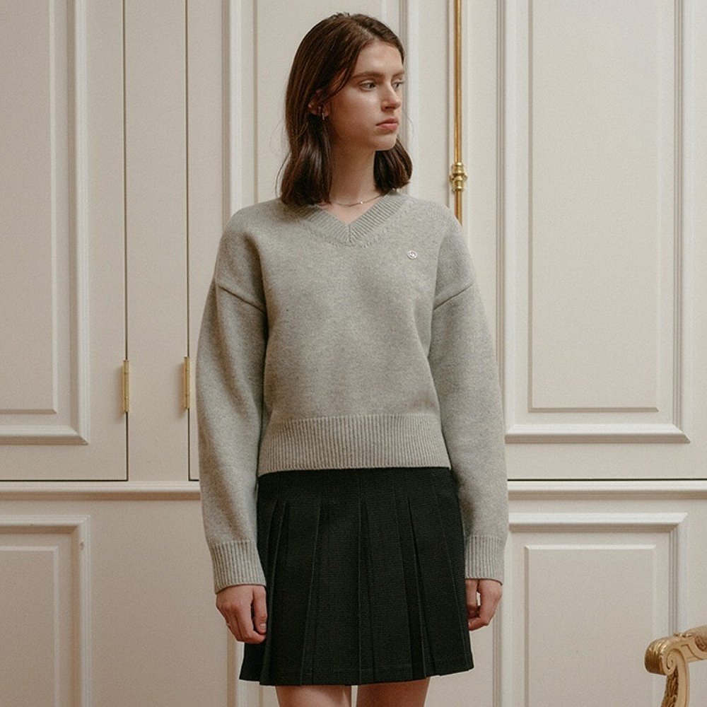 韩国直邮[LOOKAST]GREY LIDIA V NECK WOOL KNIT TOP灰色V领羊毛 - 图2