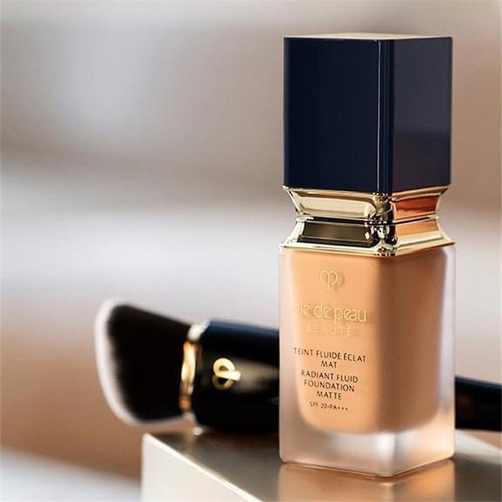 天猫国际日本直购日本直邮CPB肌肤之钥 钻石光感美肌轻薄粉底液35ml 多色选 年2