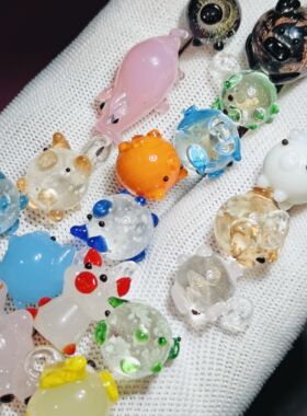 属相小猪琉璃珠手链项链配件手工diy材料包串珠散珠子可爱小动物