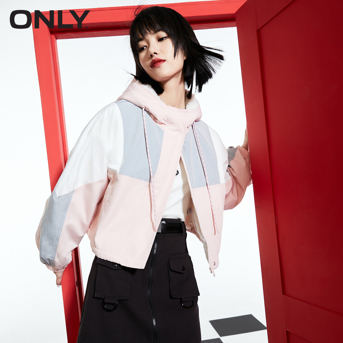 only2021时尚撞色拼接连帽直筒棉服 ONLYoutlets店棉衣/棉服