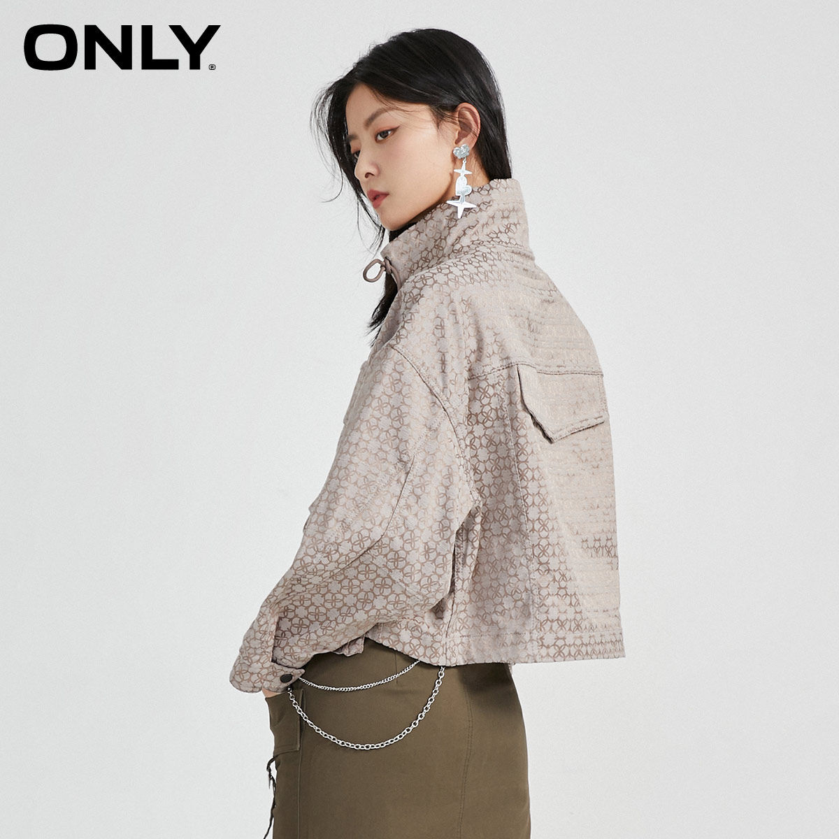 only2021冬季新款气质印花抽绳风衣 ONLYoutlets店短外套