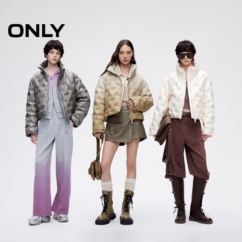 【ONLY奥莱】冬季新款90白鸭绒潮流立领轻型宽松羽绒服女 - 图1