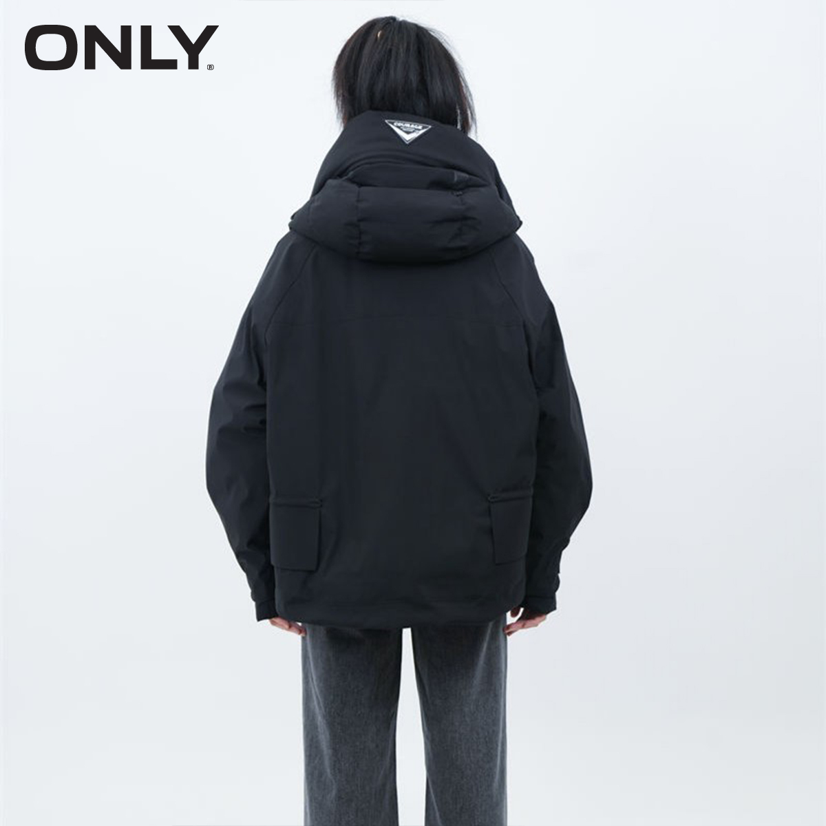 ONLY奥莱新款时尚90白鸭绒短款宽松潮流羽绒服女