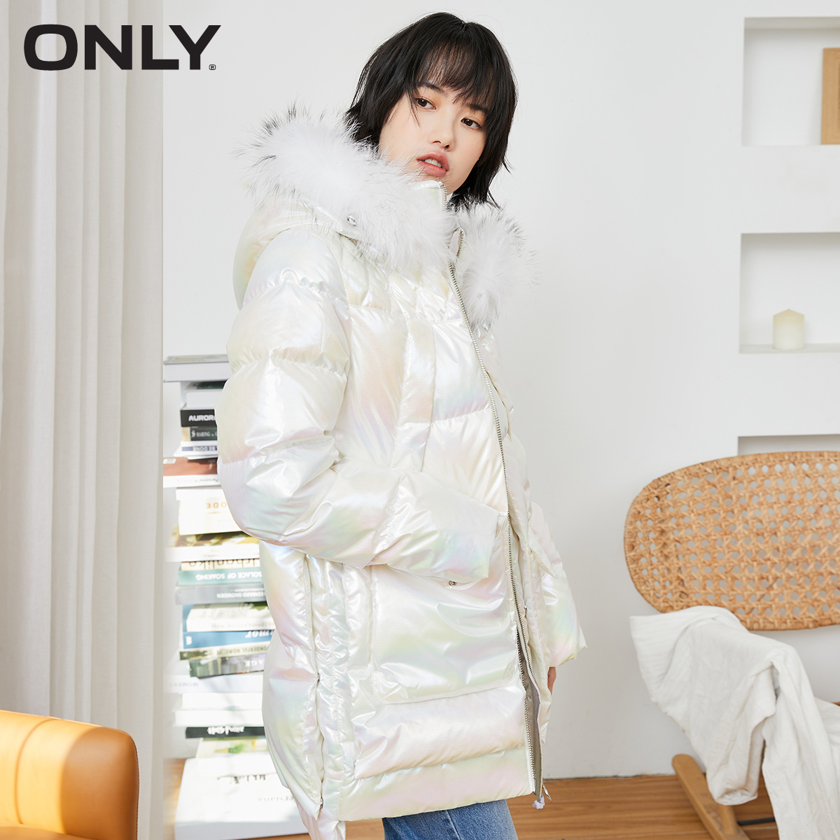 only2021冬季新款时尚宽松大羽绒服 ONLYoutlets店羽绒服