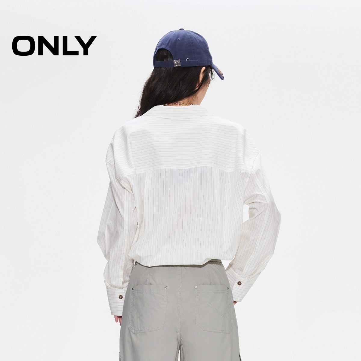 ONLY2025秋冬新款轻薄条纹抽绳下摆实用口袋落肩长袖宽松衬衫女,淘宝优惠券,粉丝福利购,淘宝优惠卷