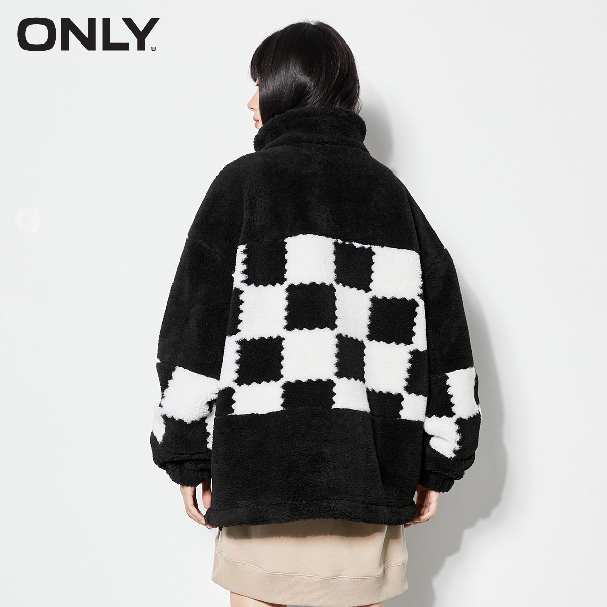 only奥莱春季新款撞色棋盘格纹棉服 ONLYoutlets店棉衣/棉服