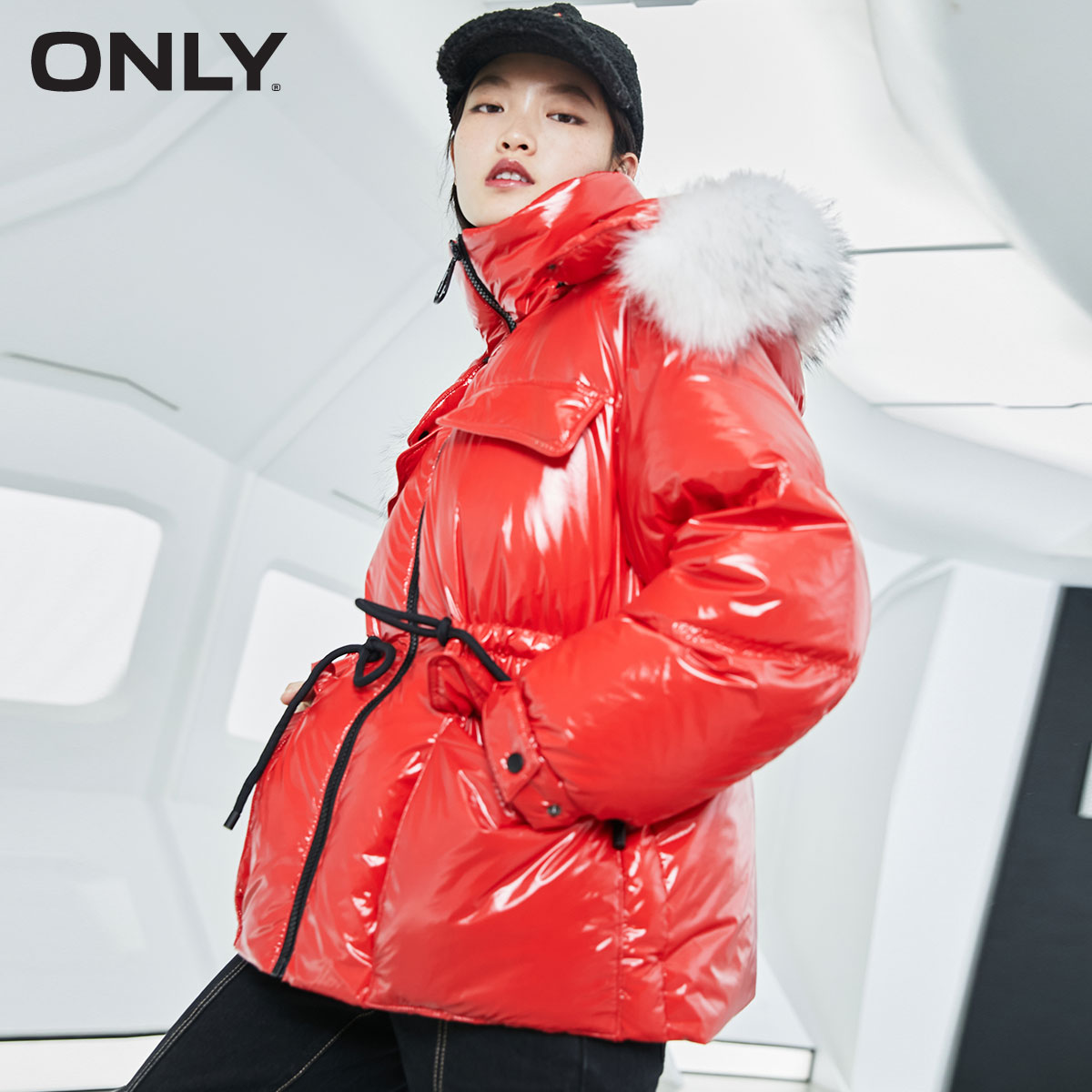 only冬季新款时尚潮流收腰大羽绒服 ONLYoutlets店羽绒服