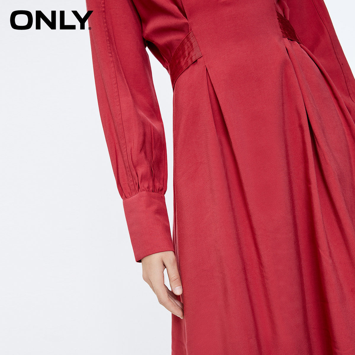 only奥莱秋季新款通勤收腰连衣裙 ONLYoutlets店连衣裙