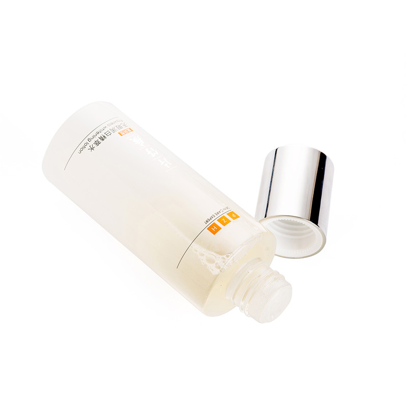 爽肤水保湿 120ml 片仔癀无暇润白精萃水滋润型 爽肤水保湿 120ml 片仔癀无暇润白精萃水滋润型