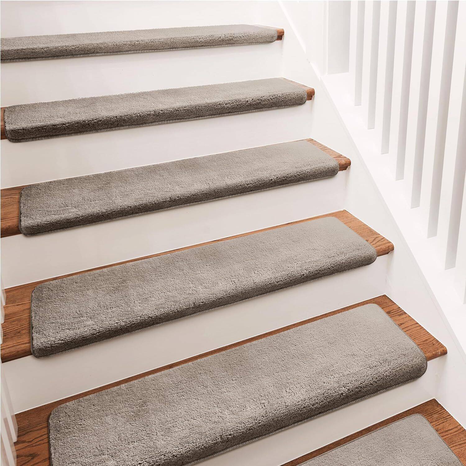 Thickened solid color stair step mat glue-free self-adhesive non-slip solid wood home spiral staircase carpet stair sticker customization
