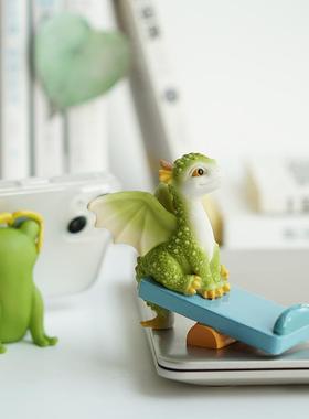 小青蛙摆件治愈情绪稳定工位女生解压办公桌面装饰品可爱手机支架