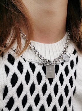 原宿黑暗风HIPHOP圆方牌钛钢项链