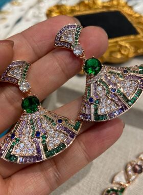 新潮冬季几何扇形套装款女轻奢S