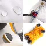 Собачья одежда согревается в зимнем питомце.