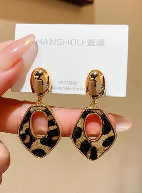 复古豹纹耳环女港风气质高级
