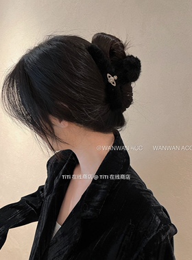 鲨鱼夹发夹高级感毛绒抓夹