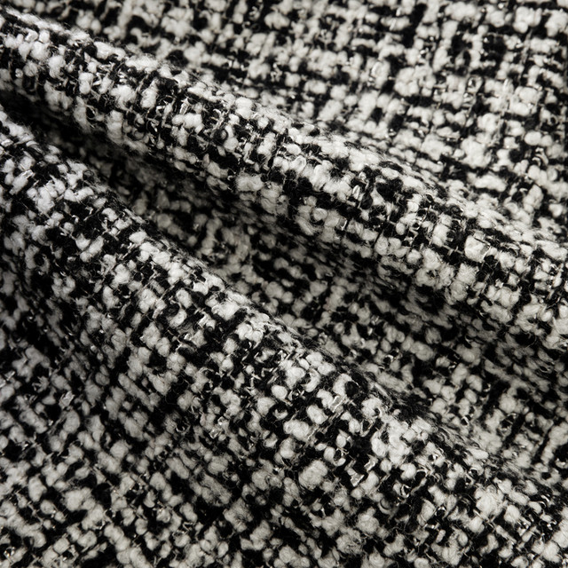 XG Snow Song Contrast Color Pocket Splicing Wool Skirt 2024 Winter New Style Tassel Edge High Waist A-Line Skirt for Women