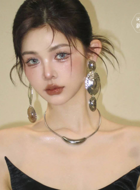 可爱新娘法式轻奢气质礼服项链