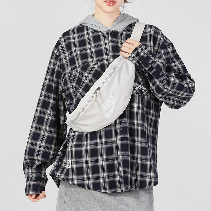 【自营】Nike耐克斜挎包男女包新款运动包腰包胸包单肩包DB0490,淘宝优惠券,粉丝福利购,淘宝优惠卷