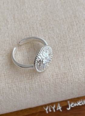 时尚轻奢简约麻花边圆形碎冰冰戒指耳环女小众设计轻奢高级感指环