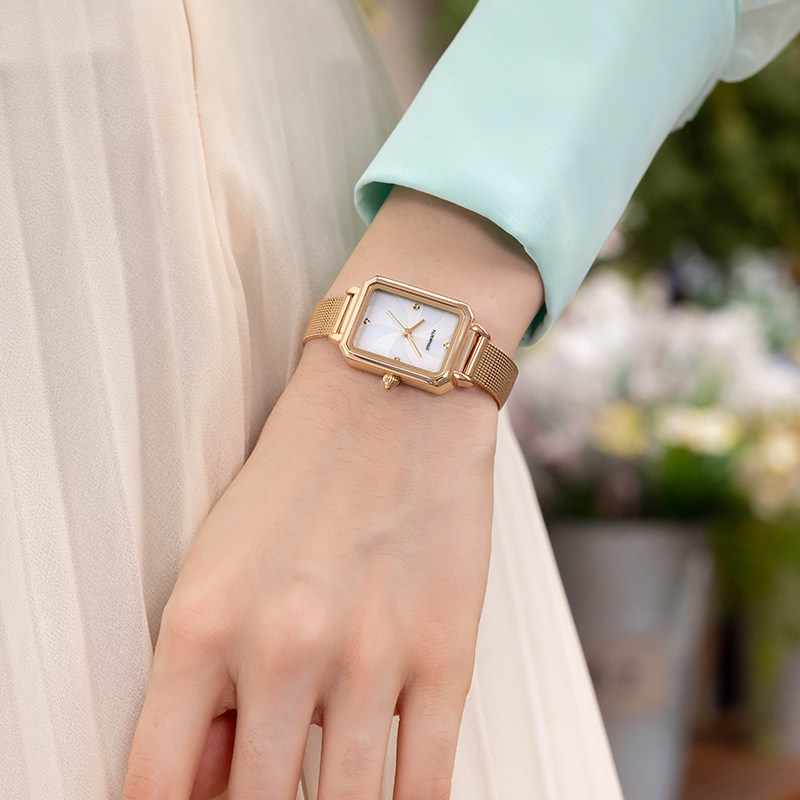 马克华菲新款复古简约小方绿表手表 马克华菲手表国产腕表