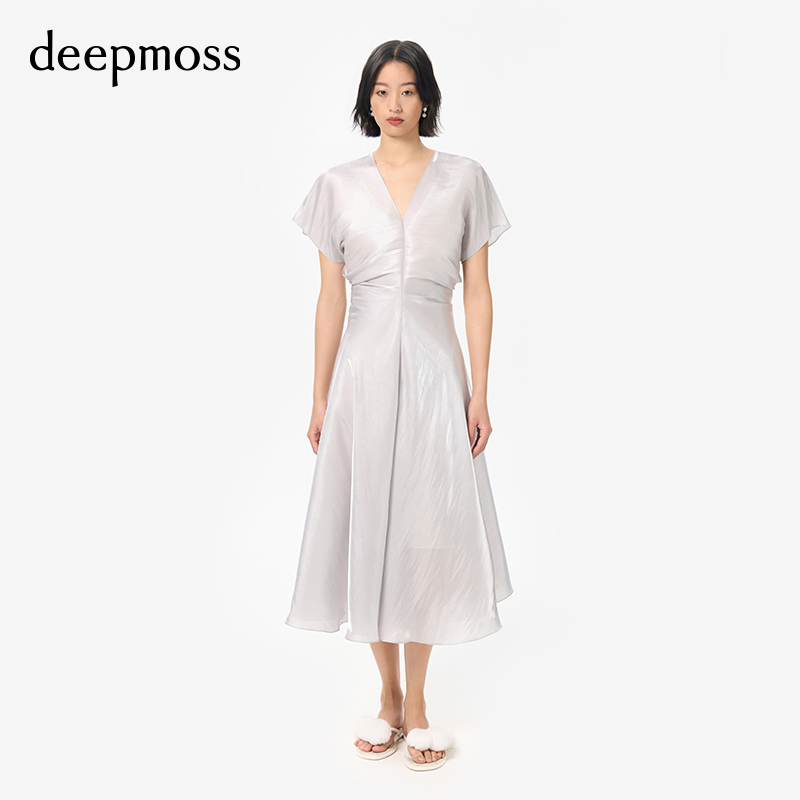 【deepmoss】女士复古潮流优雅V领气质水泽褶涧收腰连衣裙A字裙 - 图0