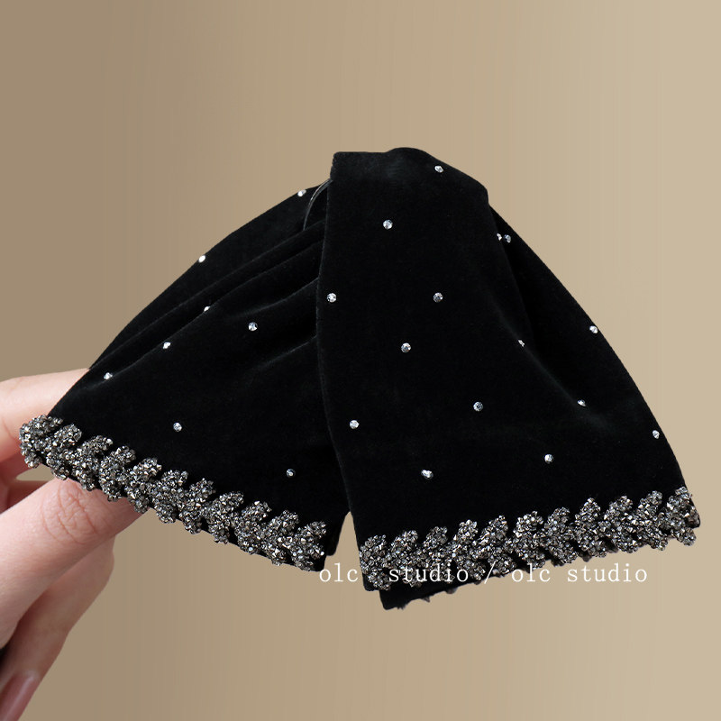 丽嘉小姐~复古红丝绒三角抓夹轻奢气质满天星麦穗水钻鲨鱼夹发饰,淘宝优惠券,粉丝福利购,淘宝优惠卷