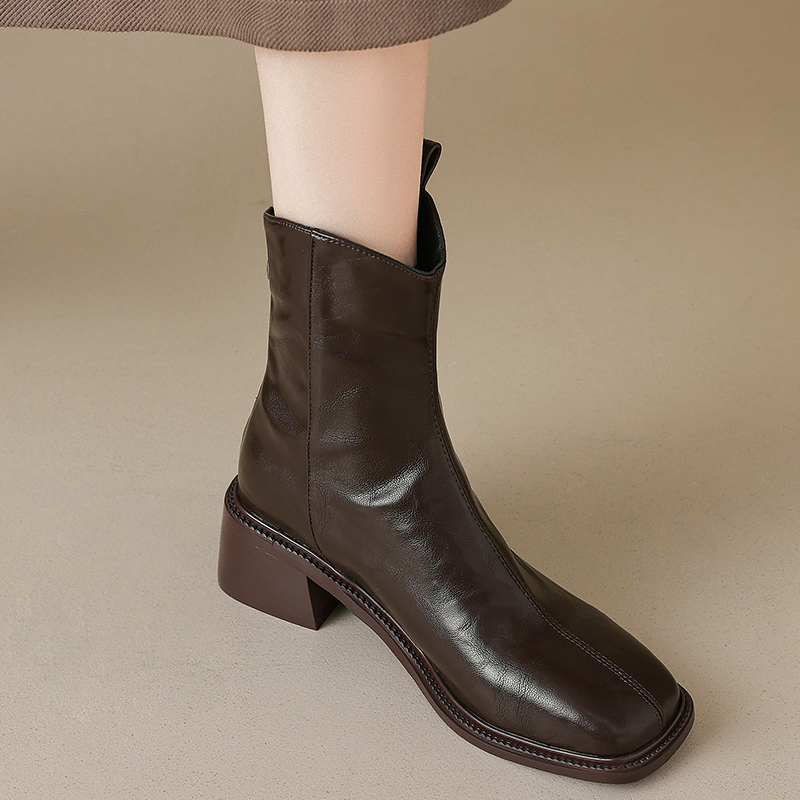小码女鞋3233方头粗跟简约瘦瘦靴百搭显瘦复古加绒短靴大码41—43 - 图1