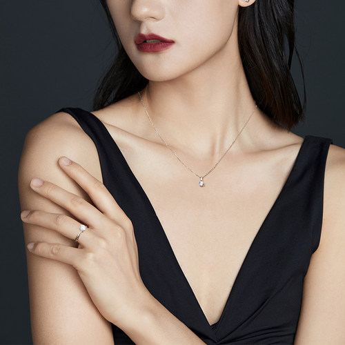 梵尼洛芙简18K简约结婚订婚钻石戒指女经典四爪钻戒正品1克拉定制 - 图3