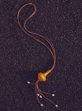 【SILENT FIRE 静燚】 黄河琉璃系列 黄河琉璃彩片 葫芦瓶项链