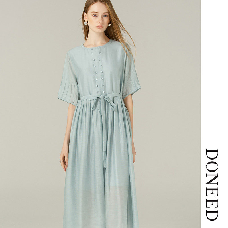 DONEED夏款法式文艺风双排扣装饰打褶配腰带轻薄中长款连衣裙女