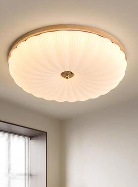 吸顶灯卧室灯中古复古新中式创意个性胡桃木色法式护眼书房灯中山