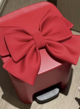 室外女孩子室内房间客厅沙发婚房旁边公主落地蝴蝶结垃圾桶高颜值