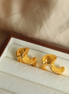 欧美小众个性简约跨境饰品几何型双C拼接S型设计钛钢镀金戒指