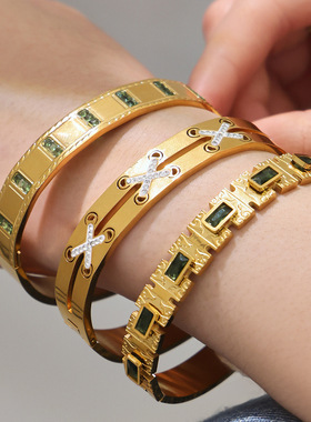 不锈钢满钻锆石卡扣手镯镀18k金