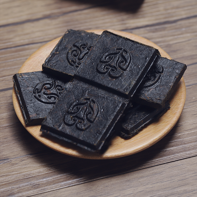 领峰山茶叶旗舰店领峰山 安化黑茶湖南六步溪高山老树荒野古法手工陈年天尖黑砖茶2