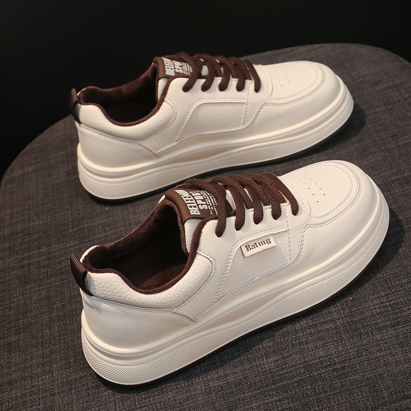 真皮加绒小白鞋女2025新款冬季保暖软底休闲板鞋小码34平底二棉鞋,淘宝优惠券,粉丝福利购,淘宝优惠卷