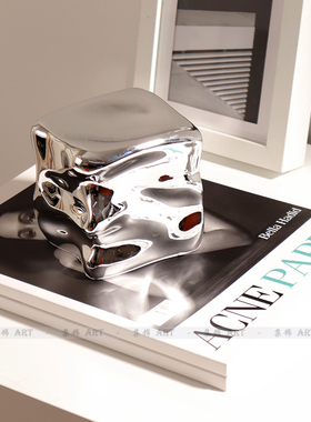 简约现代褶皱银色摆件茶几