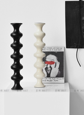 极简主义风民宿样板房装饰摆件