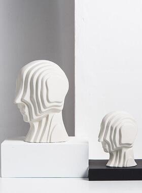 集饰欧轻奢意星人厅电视