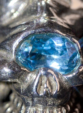 莫西干镶嵌头骨s925银手工吊坠