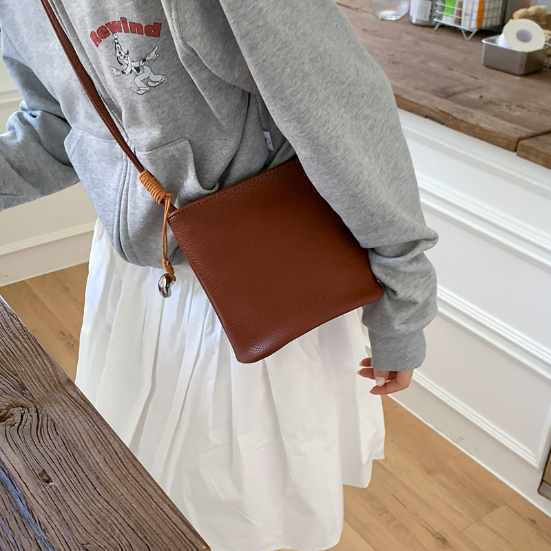 高级感荔枝纹水桶包女2025新款潮简约洋气单肩包时尚百搭斜挎包,淘宝优惠券,粉丝福利购,淘宝优惠卷