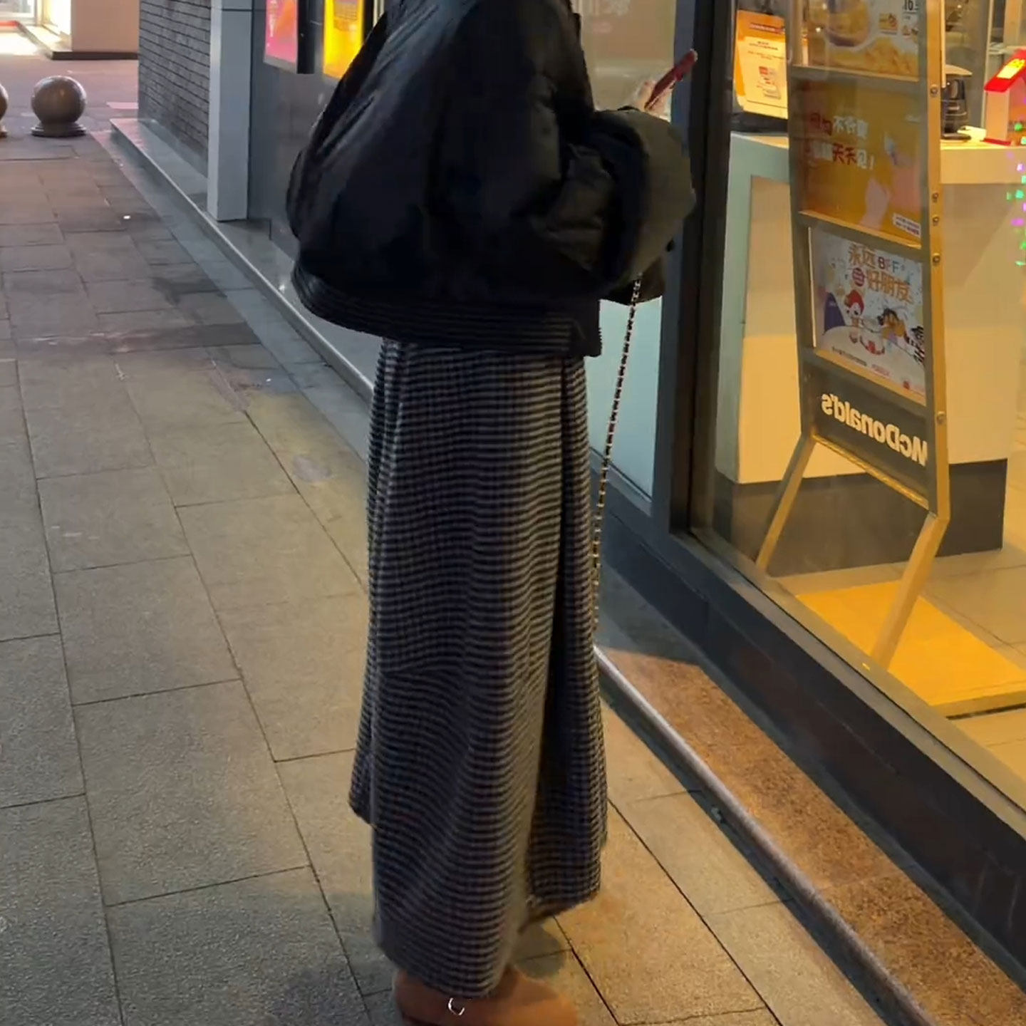 2026新款加厚加绒格子裤女秋冬宽松休闲阔腿裤毛呢弯刀裤八分裤子,淘宝优惠券,粉丝福利购,淘宝优惠卷