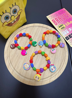 原创卡通彩色爱心串珠弹力手链蝴蝶结表情包手饰童趣多巴胺饰品女