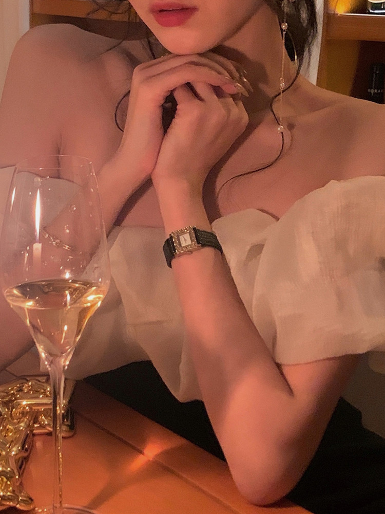 法式一字肩性感夏收腰显瘦女连衣裙 欧汐沫连衣裙